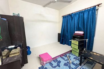 Residensi Bistaria, Ukay Bistari