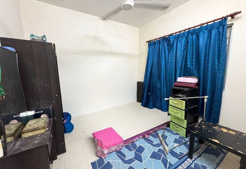 Residensi Bistaria, Ukay Bistari