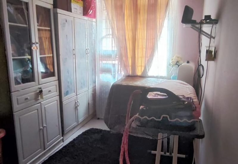 Semi D Double Storey Taman MBKT Chendering Kuala Terengganu , Terengganu