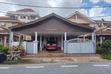 Semi D Double Storey Taman MBKT Chendering Kuala Terengganu , Terengganu
