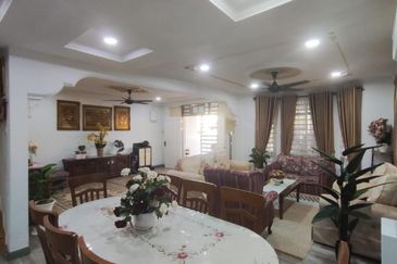 Semi D Double Storey Taman MBKT Chendering Kuala Terengganu , Terengganu