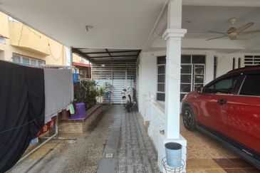 Semi D Double Storey Taman MBKT Chendering Kuala Terengganu , Terengganu