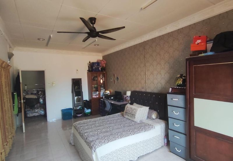 Semi D Double Storey Taman MBKT Chendering Kuala Terengganu , Terengganu