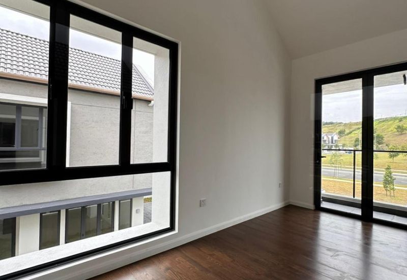 Serenia Aqila @ Serenia City