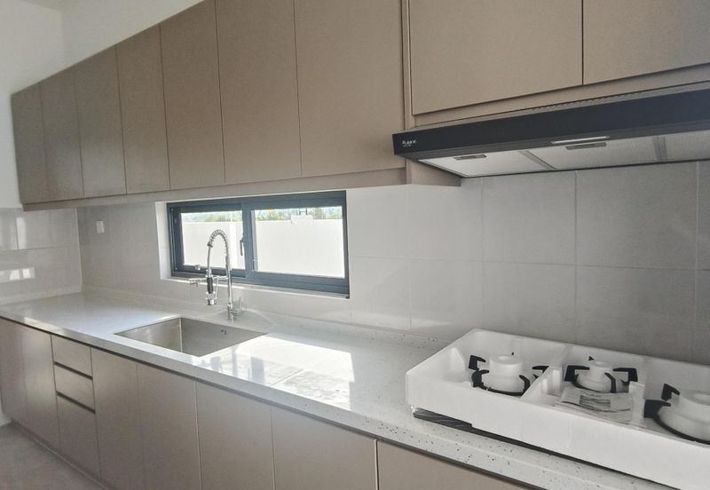 Serenia Aqila @ Serenia City