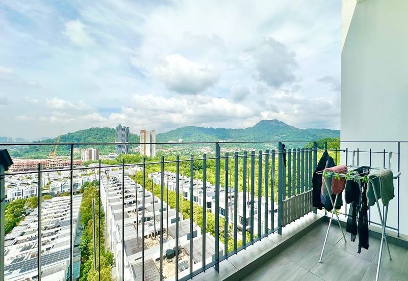 16 Quartz Melawati Condominium