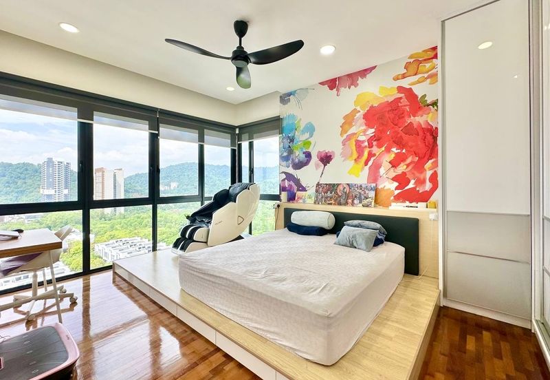 16 Quartz Melawati Condominium