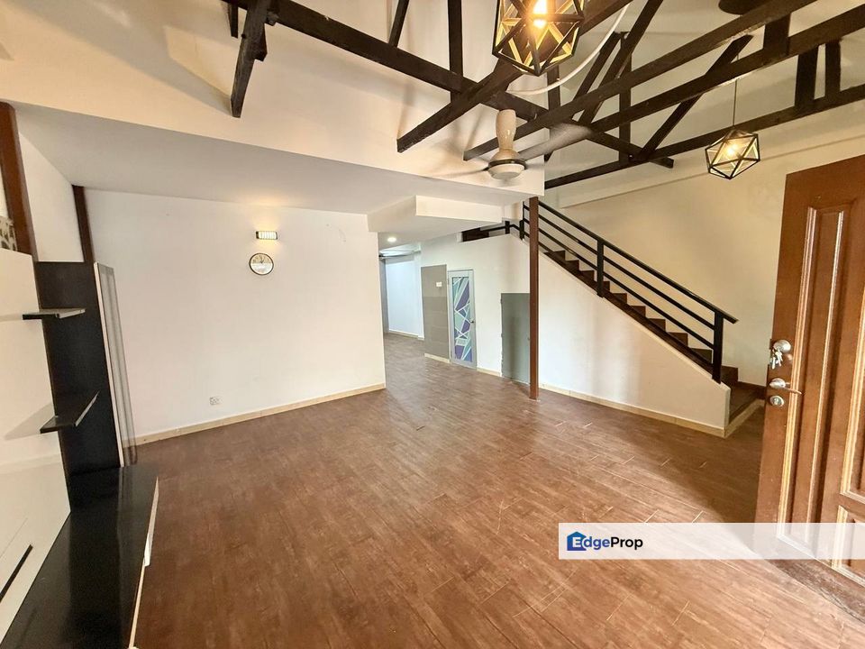 1.5 STOREY TERRACE INTERMEDIATE @ TAMAN MEDAN BARU, PETALING JAYA, Selangor, Petaling Jaya