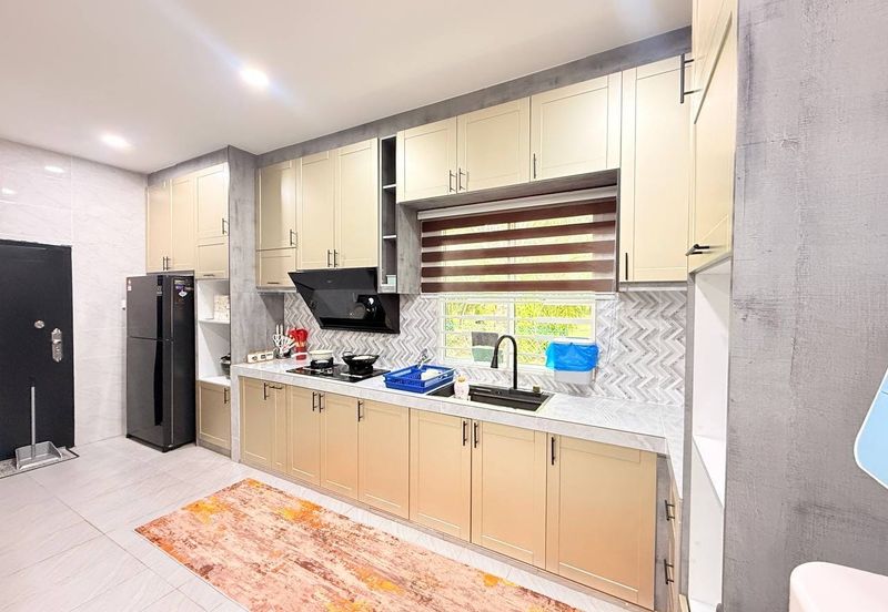 Corner Unit  Semi-D, Taman Sri Dagang 3, Banting 