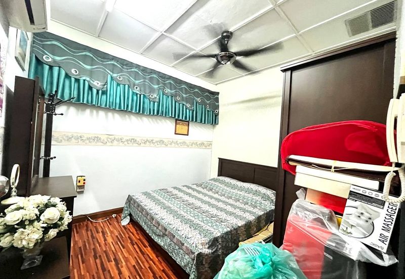 Taman Desa Keramat AU2