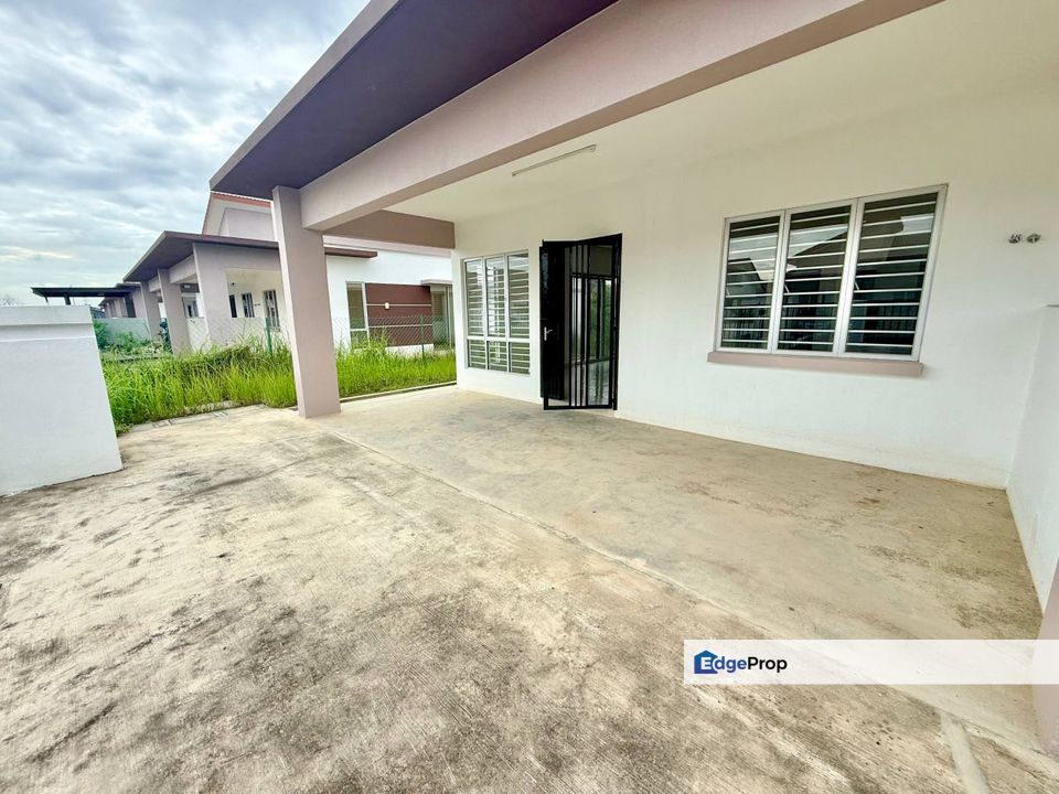 SINGLE STOREY SEMI-D DESA SALAK PEKERTI @ SEPANG, Selangor, Sepang