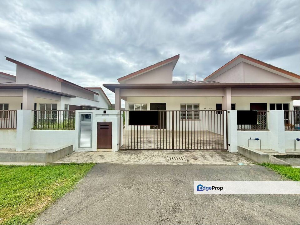 SINGLE STOREY SEMI-D DESA SALAK PEKERTI @ SEPANG, Selangor, Sepang