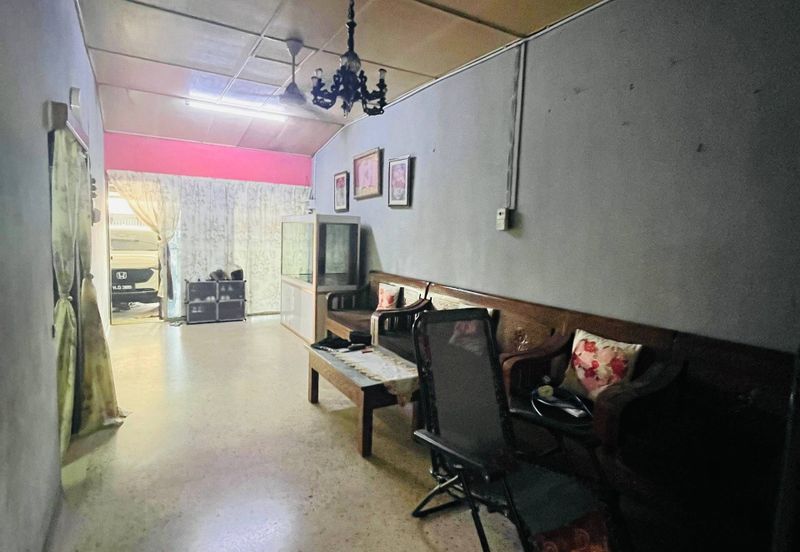 Single Storey Taman Bakti Sungai Manggis Banting Selangor 