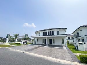 Renovated Semi D Norton Garden Eco Grandeur Puncak Alam Type S2 for ...