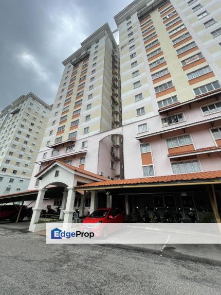 Partly Furnished, Renovated & 2 Parking | Vista Prima Condo Bandar Bukit Puchong, Selangor, Puchong