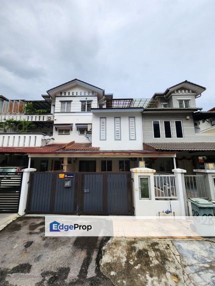 3 Storey Terrace House *Renovated & fully extended  *Fully Refurbished & newly painted *Move in condition  Taman Kinrara Mas, Bukit Jalil, Kuala Lumpur, Bukit Jalil