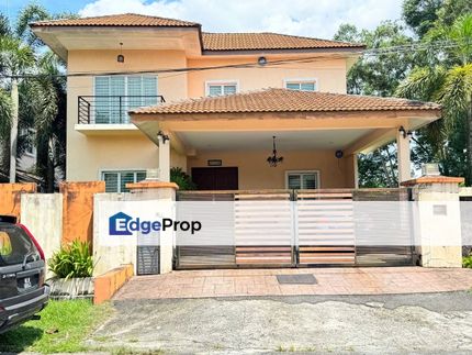 Nice Renovated Double Storey Bungalow USJ Avenue (USJ 3D) Subang Jaya With Private Pool, Selangor, Subang Jaya