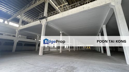 Double sty warehouse with huge land in shah alam @ 3000 amp, Selangor, Shah Alam