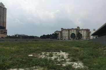 Jalan Bukit Kemuning