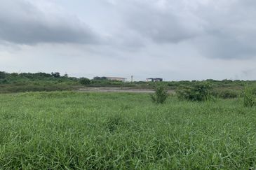 Jalan Bukit Kemuning