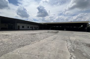 Jalan Bukit Kemuning