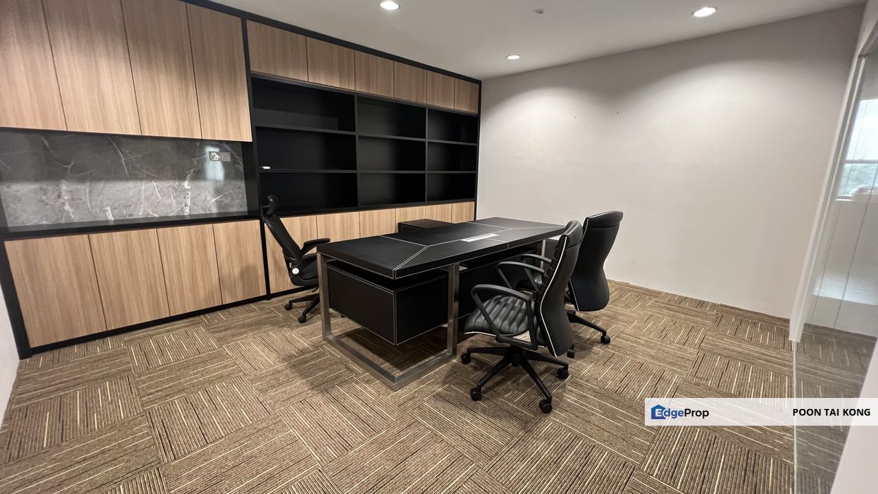 Subang Jaya @ Bandar Suwnay Commercial Building, Selangor, Subang Jaya