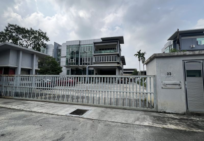 Jalan Bukit Kemuning