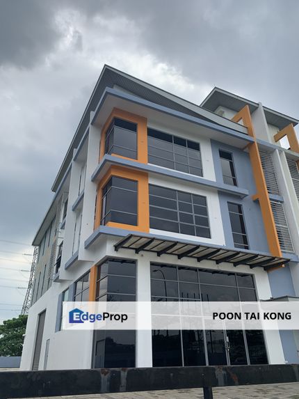 Shah alam semi-d factory @ tiong nam industrial park, Selangor, Shah Alam