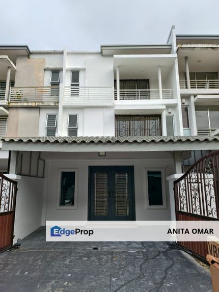 For SALE | [RENOVATED & EXTENDED] 2.5 Storey House Sunway Alam Suria, Selangor, Shah Alam