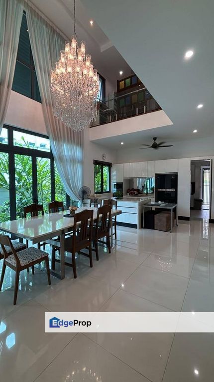 [FOR SALE] 3- Storey Bungalow with LIFT at Cyberjaya, Selangor, Cyberjaya