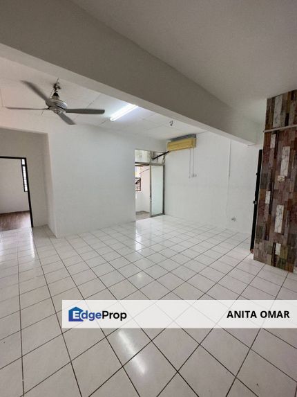 [FOR SALE] APARTMENT SRI PUTERI, TAMAN UKAY PERDANA, AMPANG., Selangor, Ulu Kelang