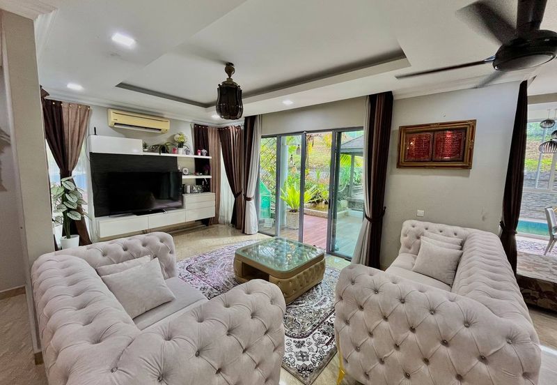 Bangi Lakehill Villas