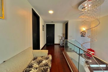 Bangi Lakehill Villas