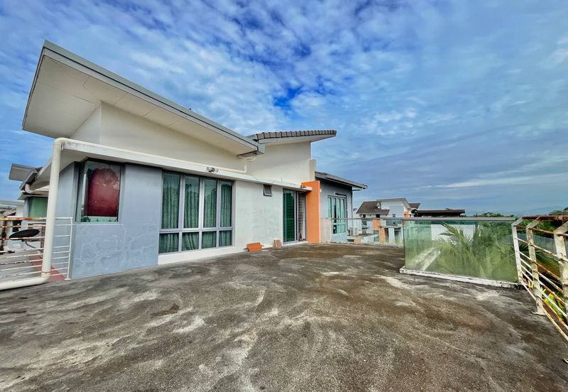 Bangi Lakehill Villas