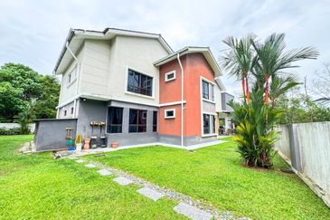 Nilai Spring Villas