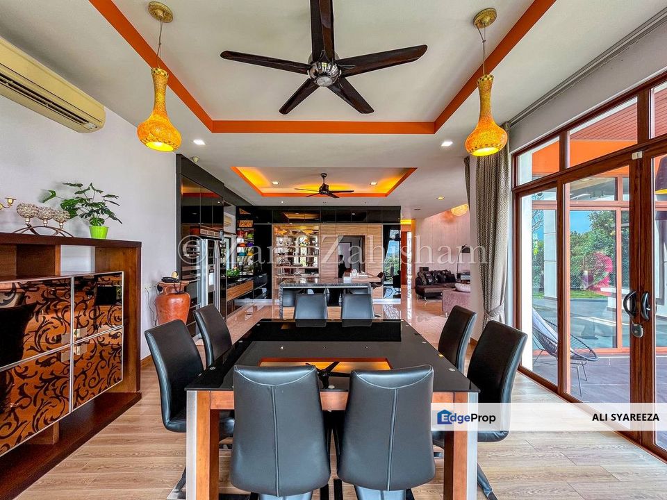 Monterez Golf & Country Club Seksyen U9 Shah Alam 3 storey Bungalow for sale, Selangor, Shah Alam