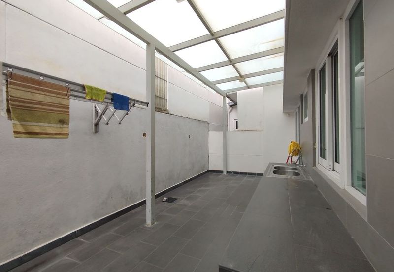 Clover Garden Residences