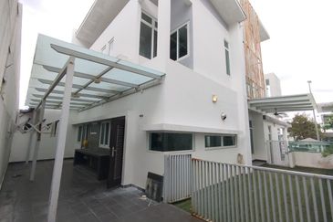 Clover Garden Residences