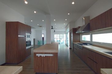 Clover Garden Residences