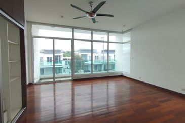 Clover Garden Residences