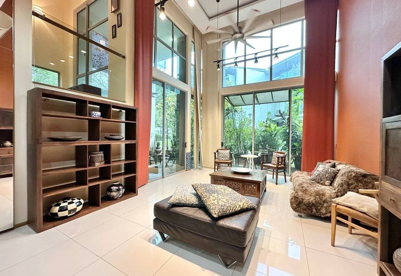 Symphony Hills Schumann