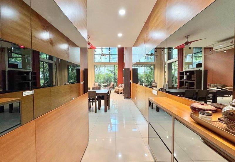 Symphony Hills Schumann