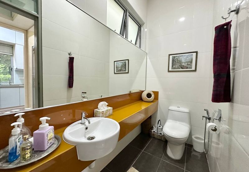 Symphony Hills Schumann