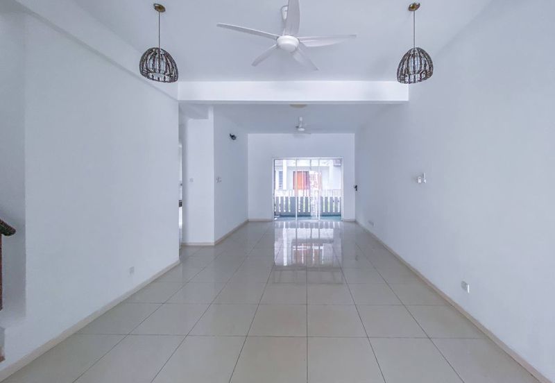 Arahsia Residences, Tropicana Aman