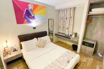 Taipan Business Centre, USJ 10