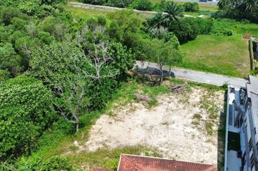 Putra Hill Residency