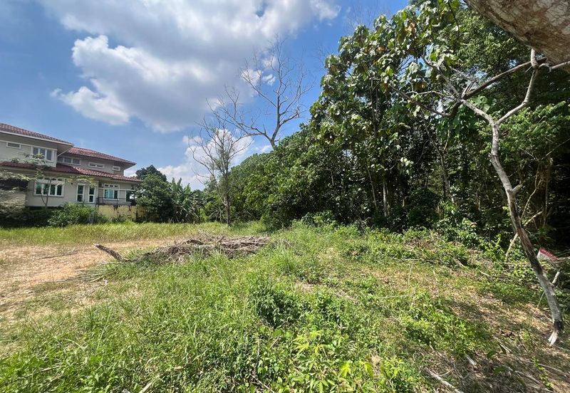 Putra Hill Residency