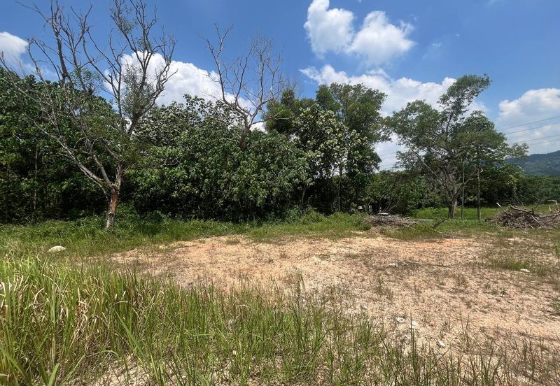 Putra Hill Residency