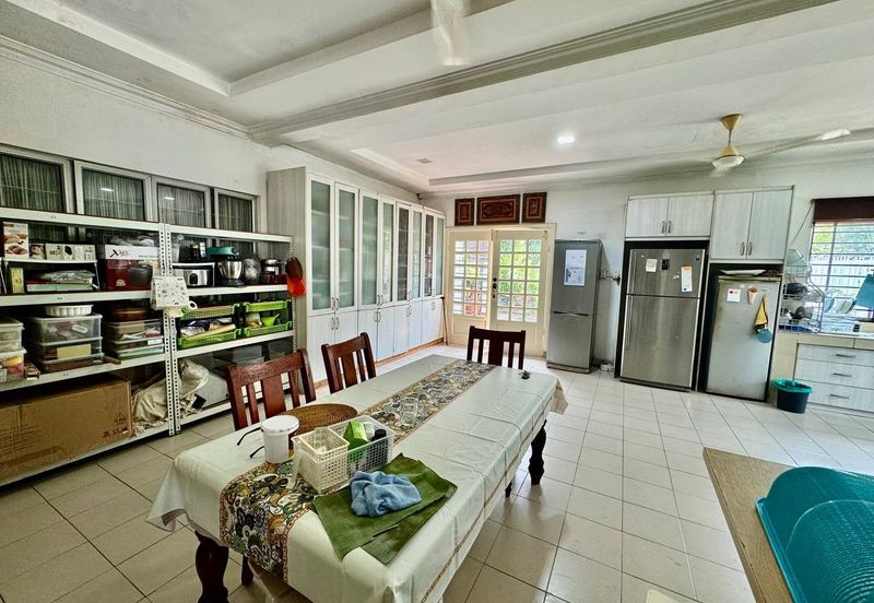 Seksyen 12, Shah Alam