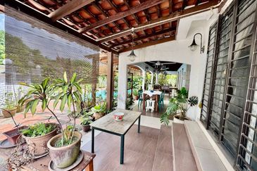 Seksyen 12, Shah Alam